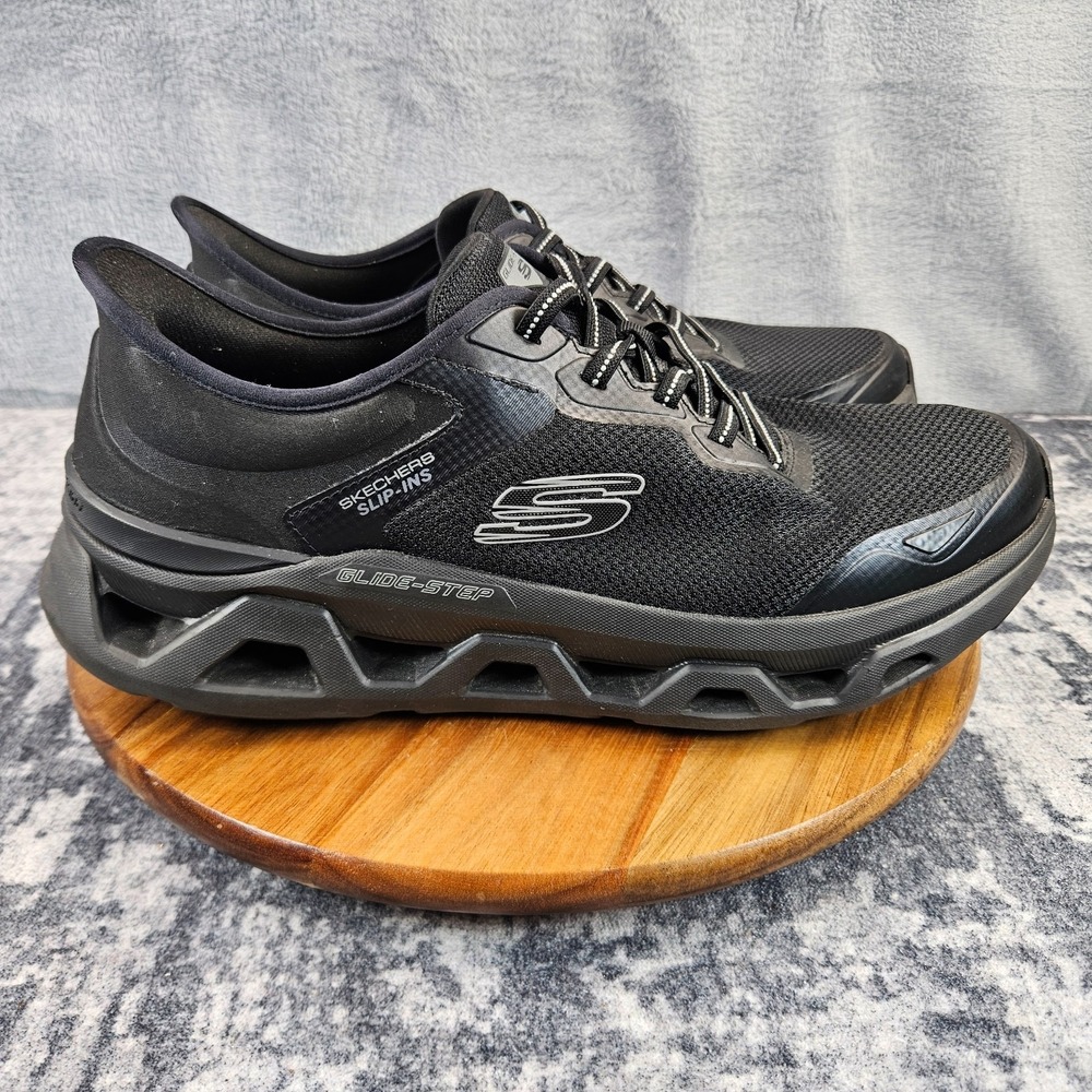 Skechers Glide-Step Slip-Ins Hands Free Comfort Sneaker Black Mens Size 12 Wide